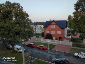 Ukázková fotografie do recenze Poco F1