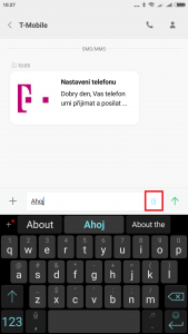 Napište text zprávy a klepněte na tlačítko po pravé straně okna s textem
