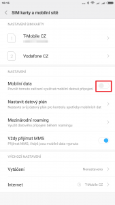 V sekci Nastavení deaktivujte přepínač Mobilní data