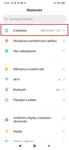 Přejděte do sekce O telefonu