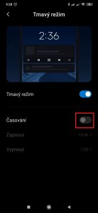V sekci Časování můžete tmavý režim omezit jen na vybrané hodiny