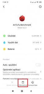 Klepněte na tlačítko Odinstalovat