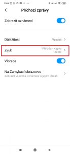 Klepněte na Zvuk a v dalším kroku zvolte zvuk, oznamující příchozí SMS