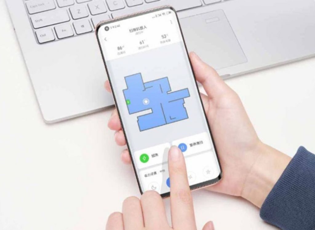 Vysavač se ovládá z aplikace