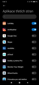 Vynucení tmavého režimu aplikací