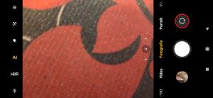 Aplikace Fotoaparát - tlačítko pro přepnutí mezi předním a zadním fotoaparátem