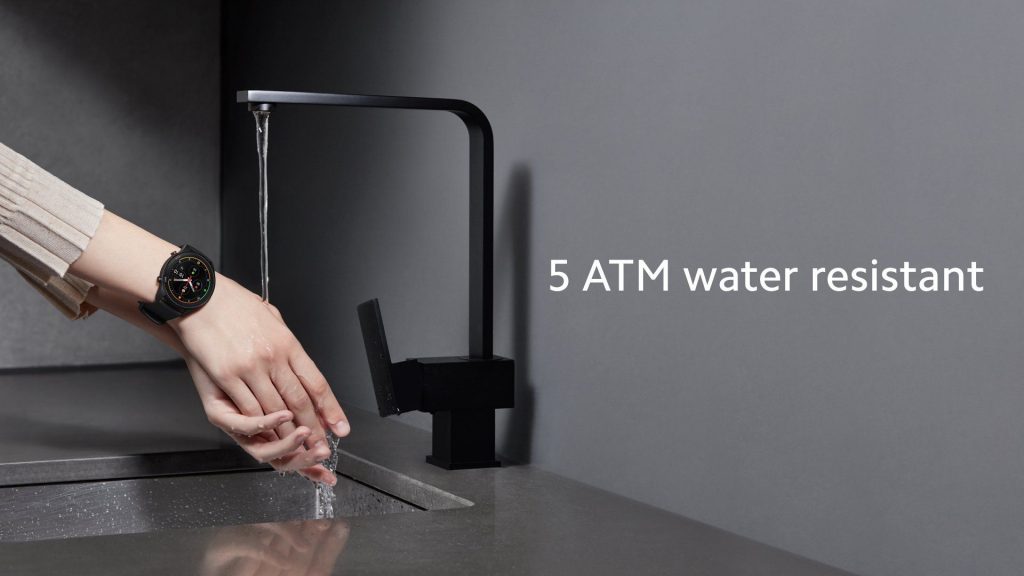 Xiaomi Mi Watch se nebojí vody