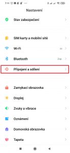 Přejděte do sekce Připojení a sdílení