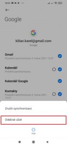 V další nabídce zvolte Odebrat účet
