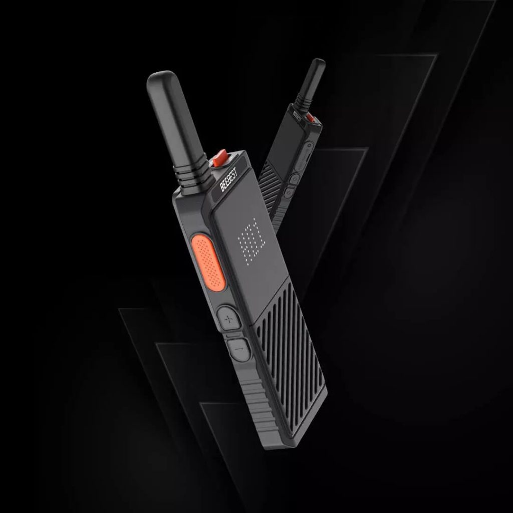 Kompaktní a elegantní vysílačka