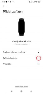 Při Ověřování podpisu je nutné potvrdit spojení na obrazovce náramku