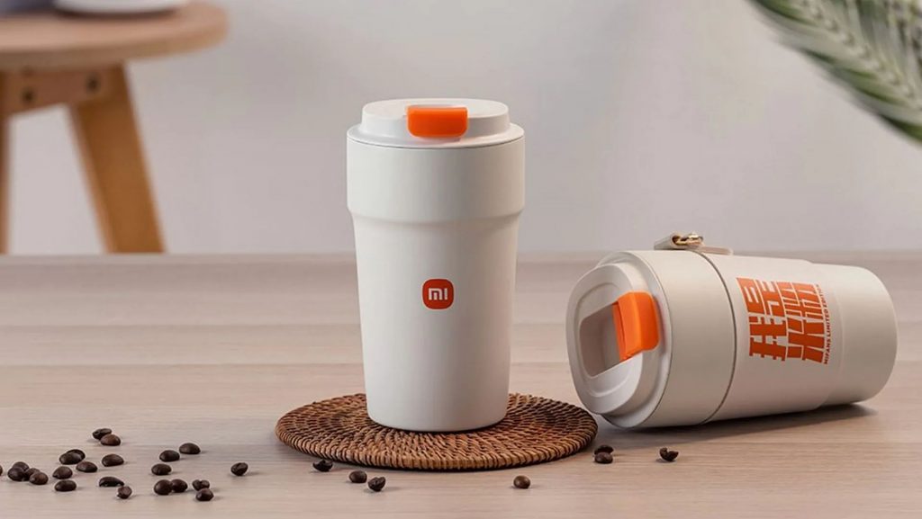 Udrží teplotu nápoje po dobu šesti hodin