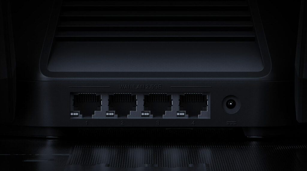 Čtyři 2,5Gbps LAN porty