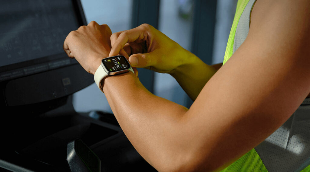 Měří tep a okysličení krve