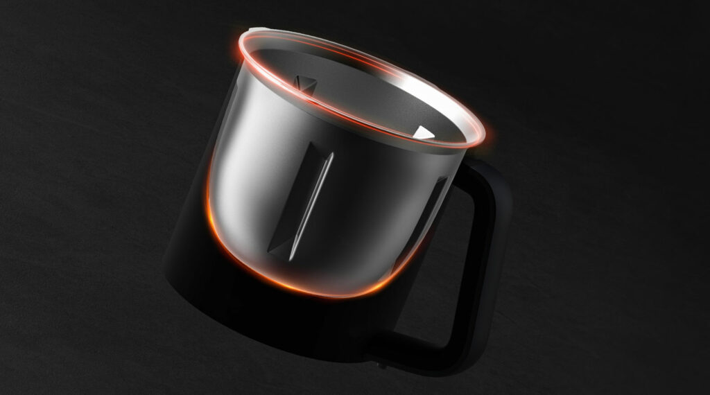 Hlavní hrnec je vyroben z nerezové oceli a má třívrstvou strukturu