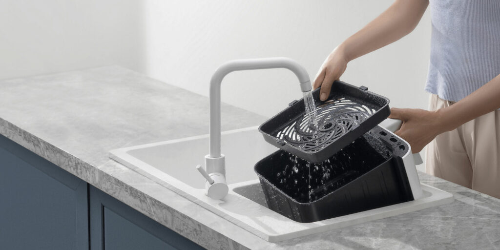 Snadné čištění pod tekoucí vodou