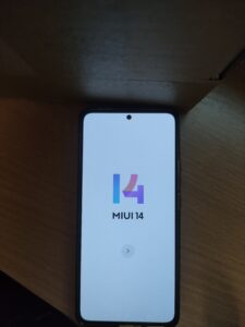 Úvodní nastavení systému Android 14 na telefonu Xiaomi 12T