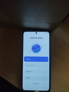Úvodní nastavení systému Android 14 na telefonu Xiaomi 12T