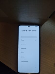 Úvodní nastavení systému Android 14 na telefonu Xiaomi 12T
