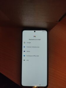Úvodní nastavení systému Android 14