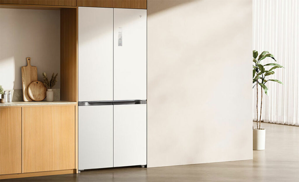 Čtyřdveřová lednice Xiaomi je designově neutrální