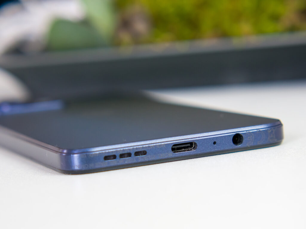 Motorola Moto G84 usb-c