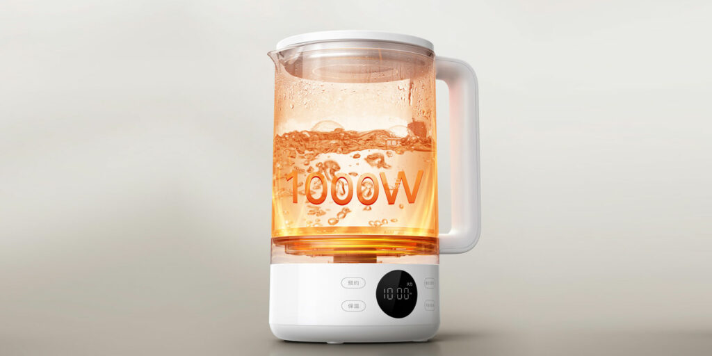 Rychlý ohřev a vaření tekutin zajišťuje topné těleso s výkonem 1000 wattů