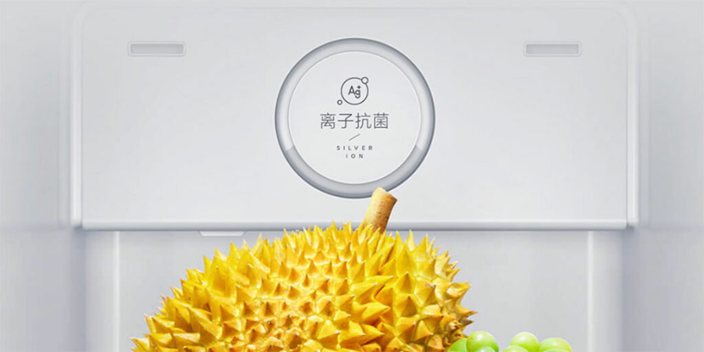 Speciální modul absorbuje pachy v lednici