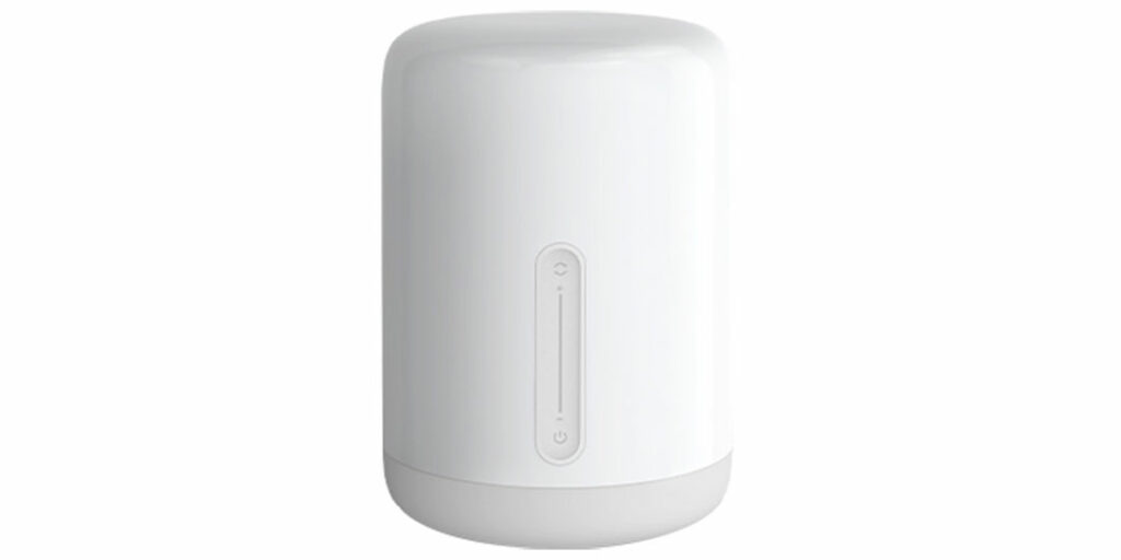 Chytrá lampička na noční stolek