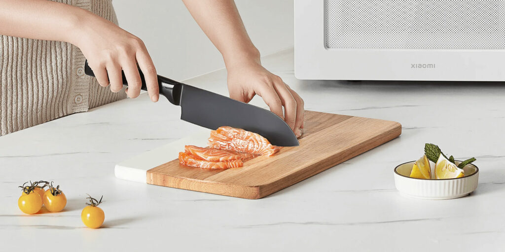 Mikrovlnná trouba Xiaomi nabízí režim rozmrazování