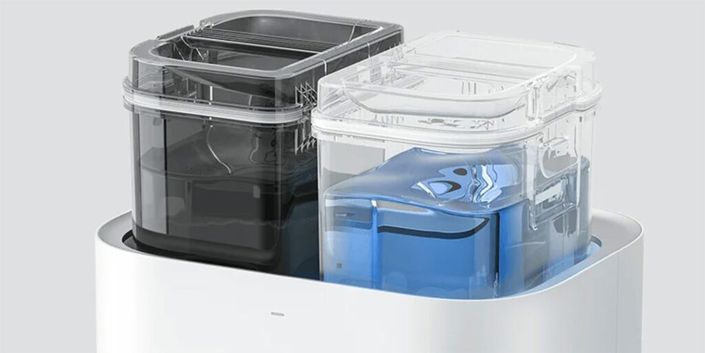 Dokovací stanice s nádobkami na čistou a špinavou vodu