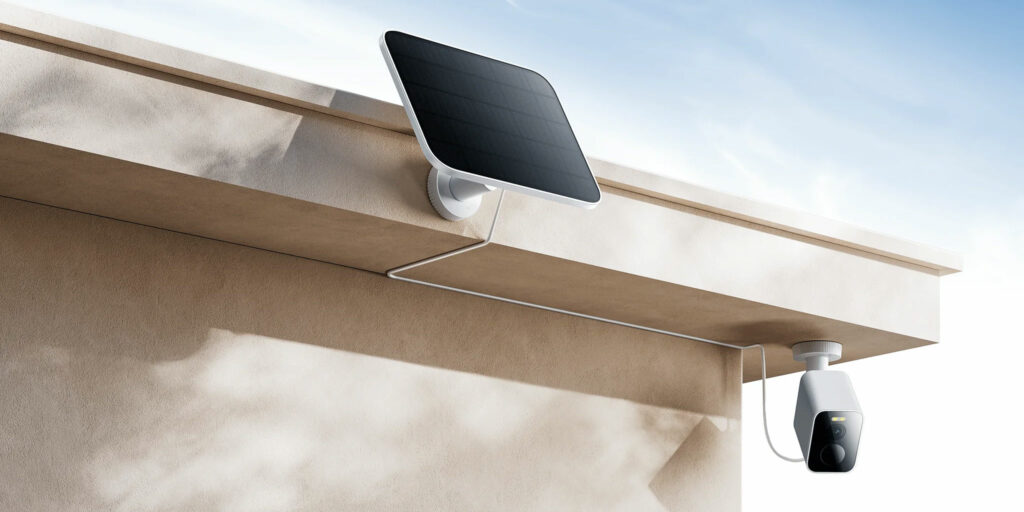 Ke kameře lze zakoupit solární panel