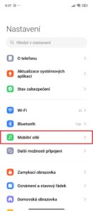 Pokračujte do sekce Mobilní sítě