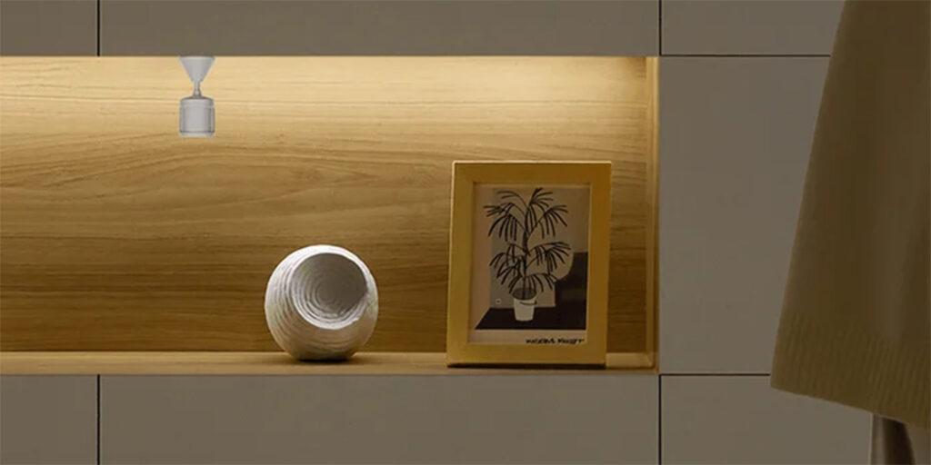 Senzor je schopen vnímat úroveň osvětlení