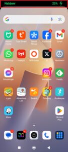 Ve výchozím nastavení se bude telefon pouze nabíjet