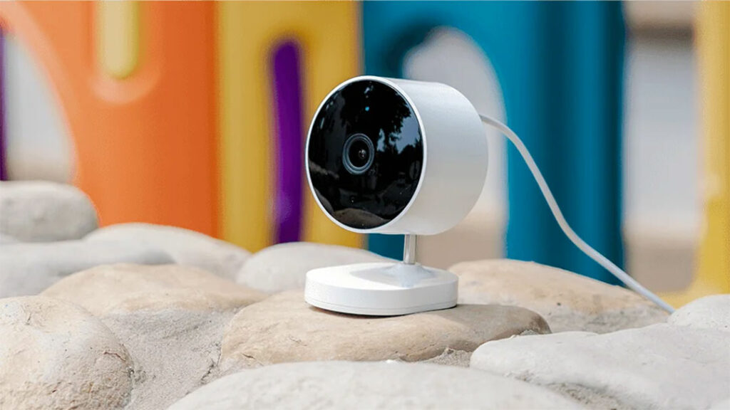 Nejlevnější venkovní kamera vyžaduje pro svůj provoz napájení 5 V a 1 A