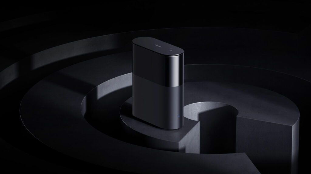 Povrchová úprava kombinuje matné a lesklé prvky