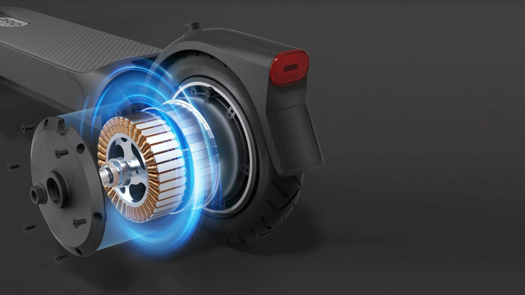 Koloběžky pohání elektrický motor