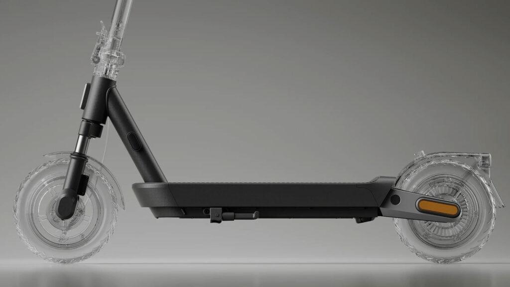 Všechny modely jsou vybaveny sofistikovaným dvojitým brzdovým systémem