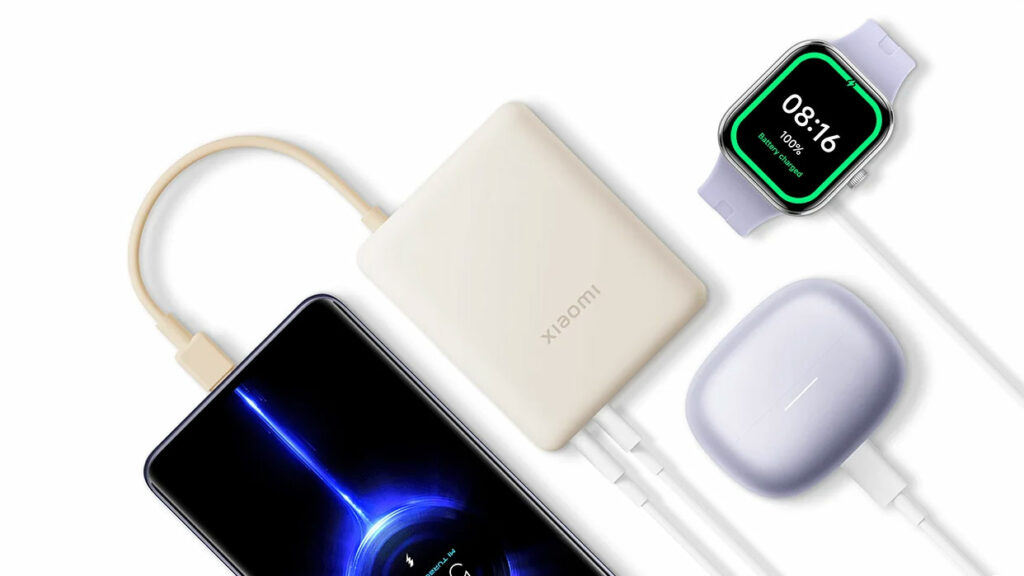 Zvládne nabíjet až tři zařízení najednou