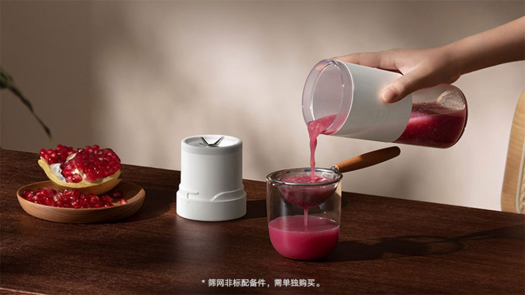Přenosný blender Xiaomi Portable Blender je zajímavým řešením pro milovníky smoothie