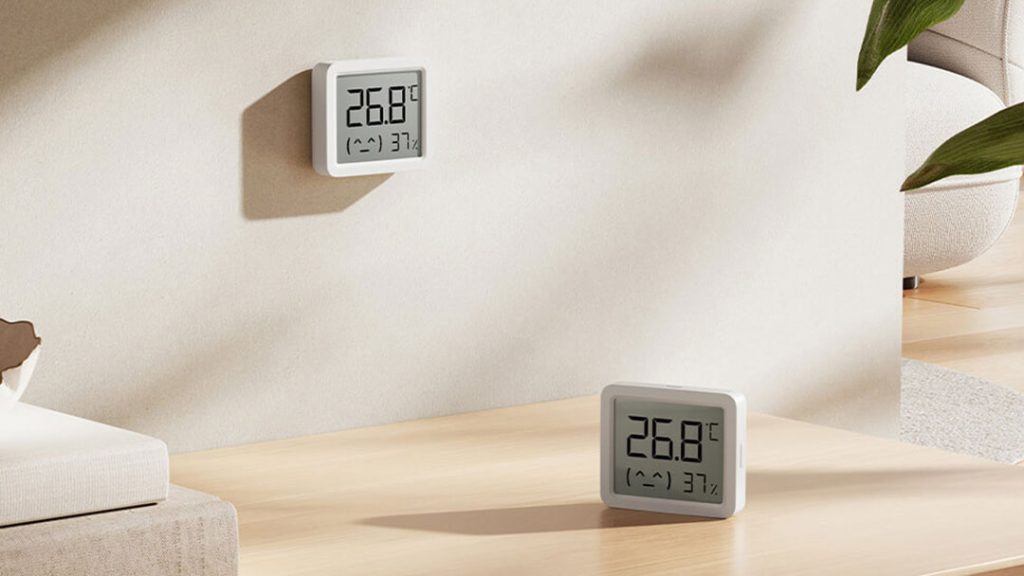 Teploměr a vlhkoměr Xiaomi je vhodný pro montáž na stěnu, stůl nebo jiné povrchy