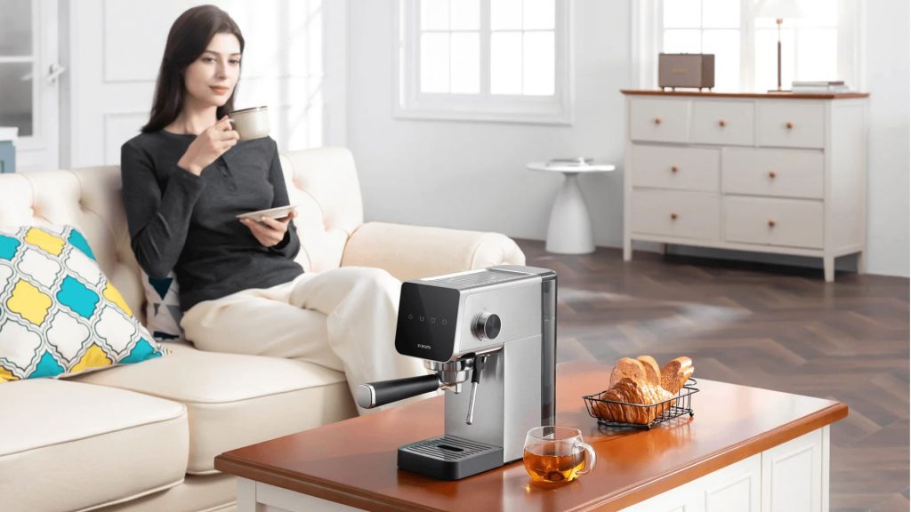 Poloautomatický pákový kávovar Xiaomi nezabírá mnoho místa