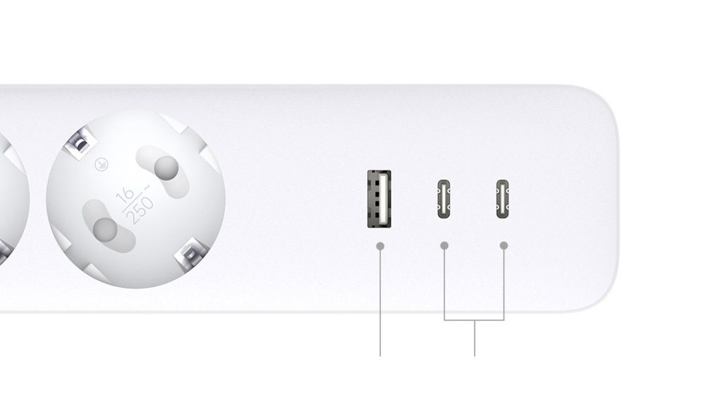 Najdeme zde jeden port typu USB-A a hned dva moderní porty USB-C