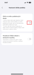 Úklid ve směru podlahových desek