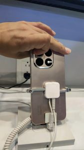 Uniklé snímky Xiaomi telefonu 15T Pro