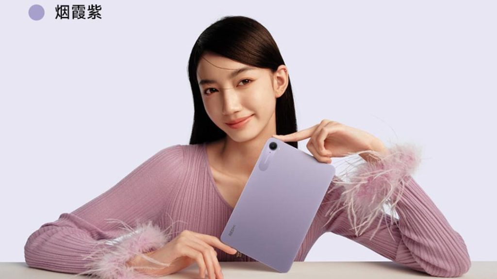 Xiaomi Pad Mini ve fialové barvě