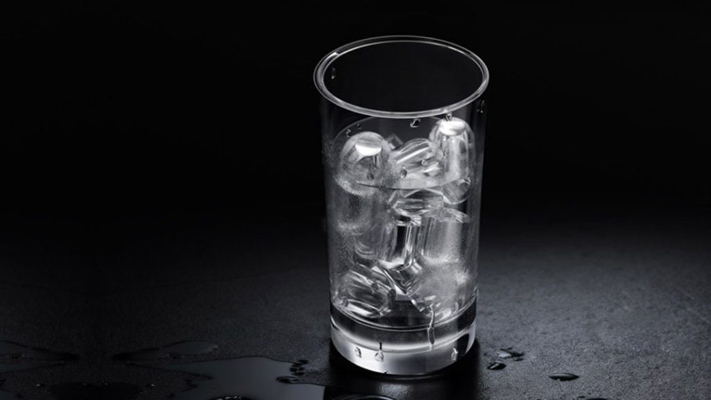 K dispozici jsou dva režimy výroby ledu