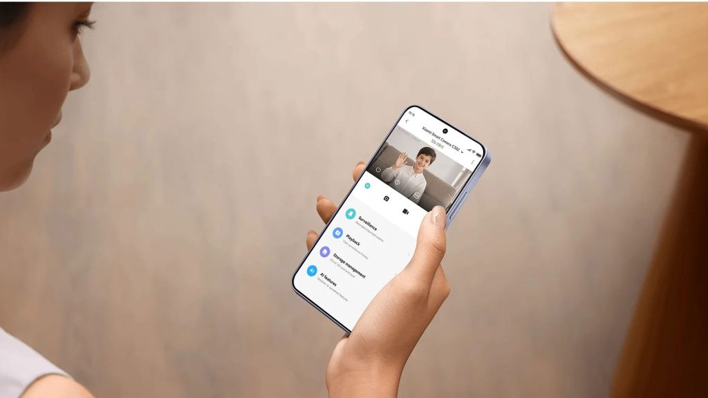 Kamera umožňuje i obousměrnou hlasovou komunikaci