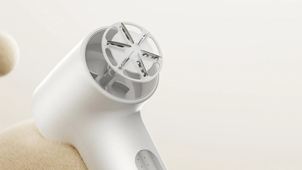 Odstraňovač žmolků Xiaomi má čepel se šesti břity